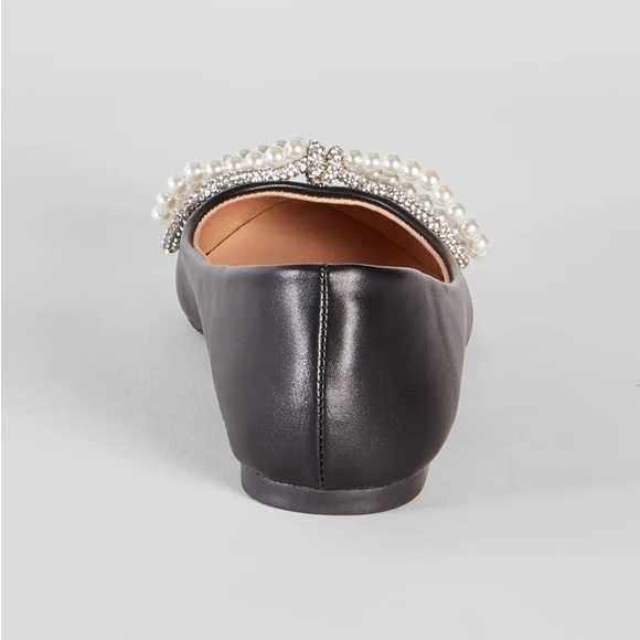 Black Pointed-Toe Flats with white Pearls & Rhinestone Bow - Picture 3 of 5